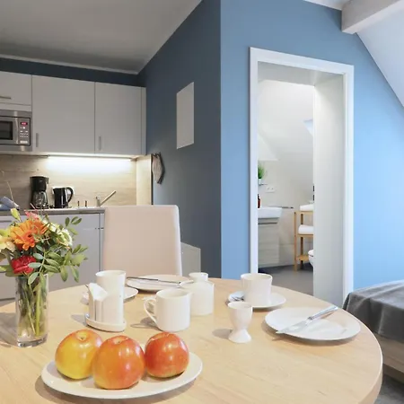 Amazing In With Kitchenette *