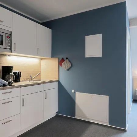 Amazing In With Kitchenette