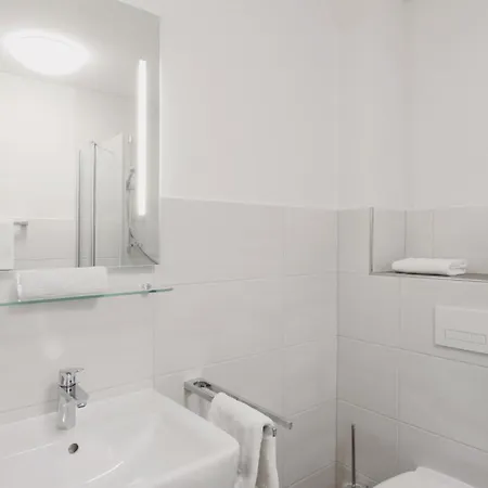 Amazing In With Kitchenette