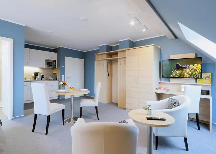 Amazing In With Kitchenette *